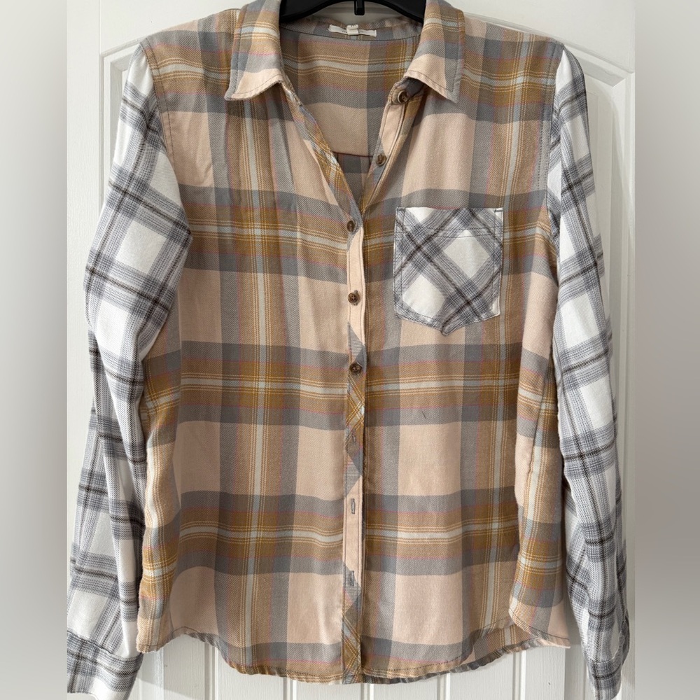Maurice’s Plaid Button-Up Shirt